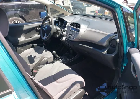 2013 Honda Fit from USA, damaged, VIN JHMGE8G39DC045827